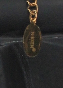 Collier magnétique vintage Nikken goldtone. Thérapeutique